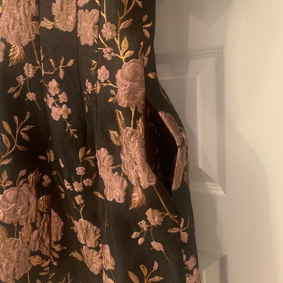 Belle Badgley Mischka Karina Boat Neck Floral Metallic Print Brocade Dress. - Picture 4 of 5